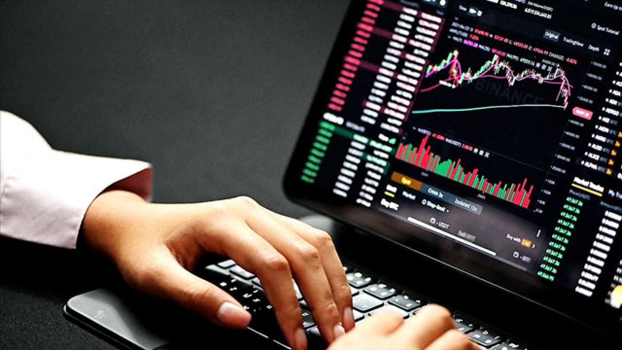 2022'DE GOOGLE'DA EN ÇOK ARANAN EKONOMİK YAPITAŞLARI: ALTIN VE KRİPTO